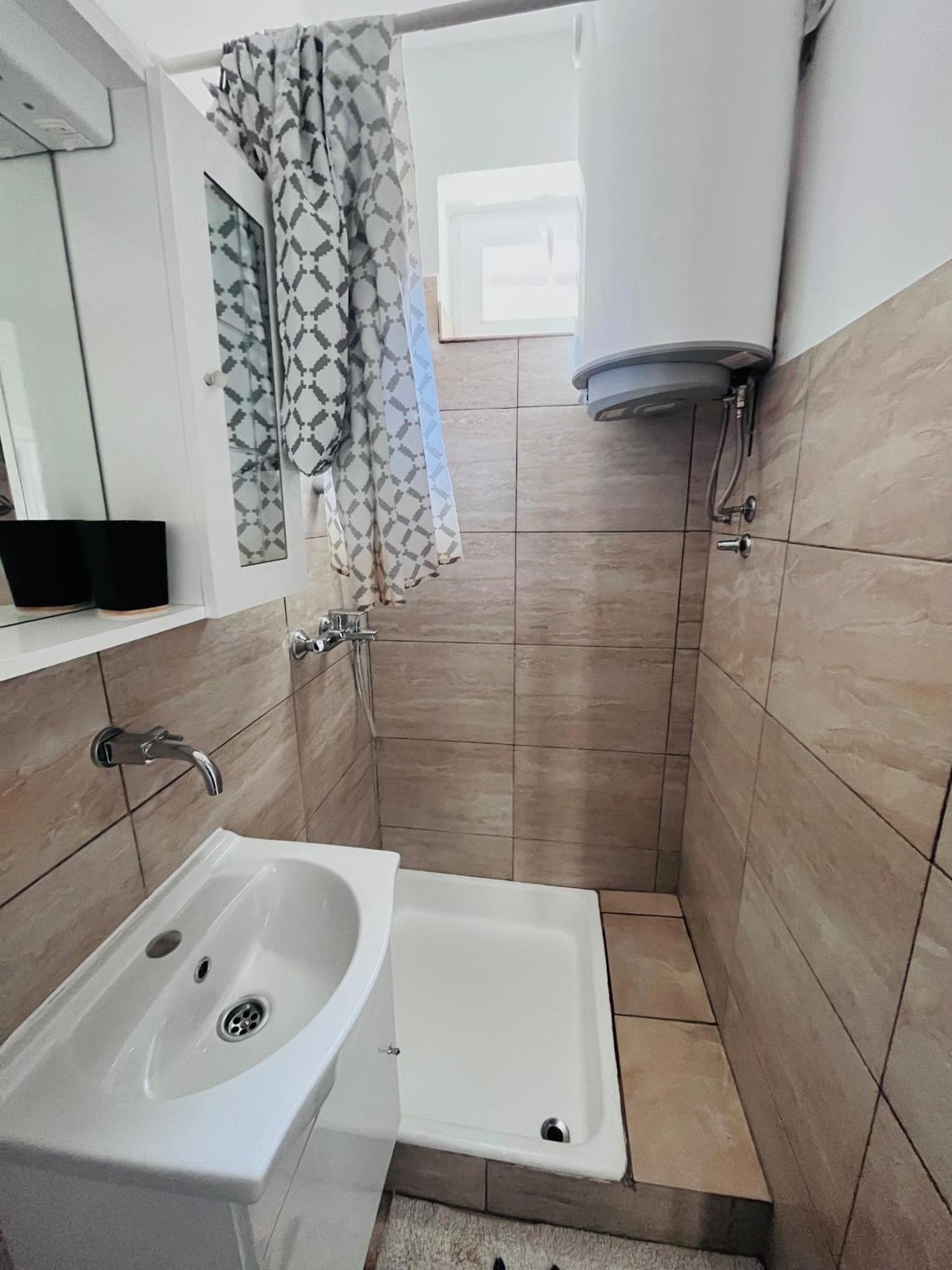 Apartment Ivana Senj  Bagian luar foto